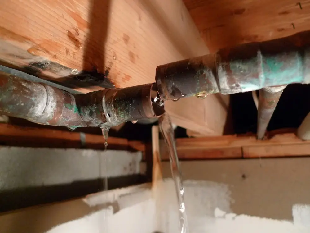 water leak water-leak-sec1r